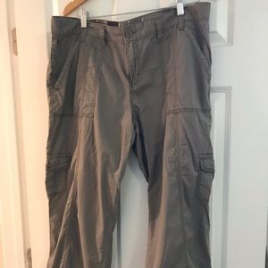 Calvin Klein cropped cargo pants